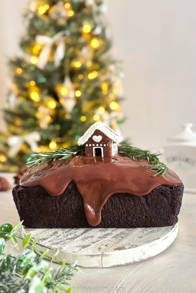 Chocolate Gingerbread Loaf Cake