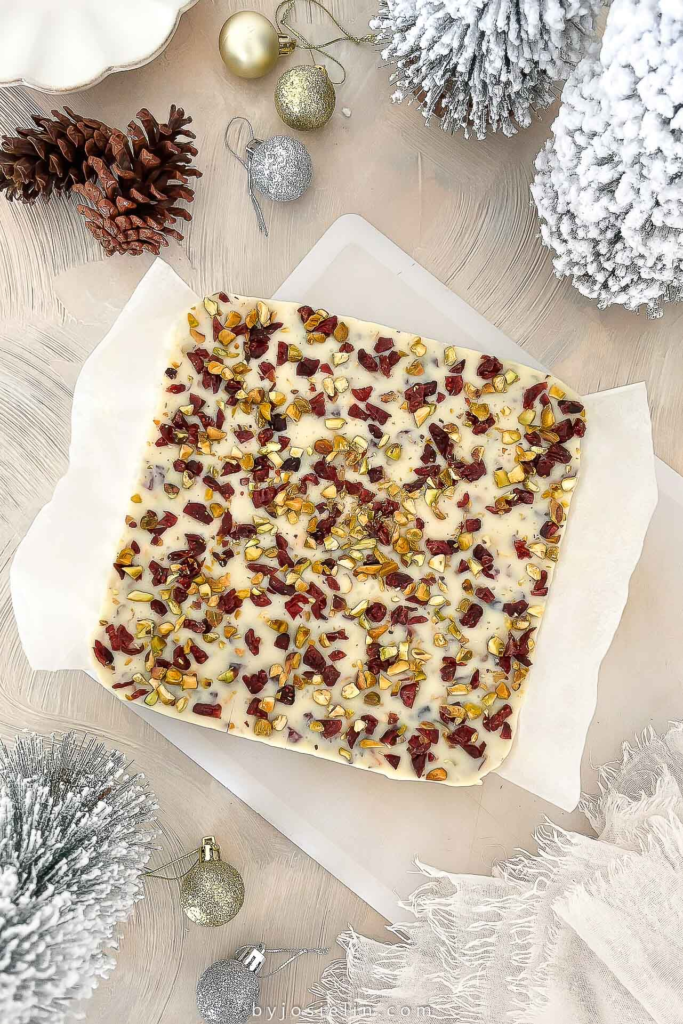 Cranberry Pistachio White Chocolate Fudge