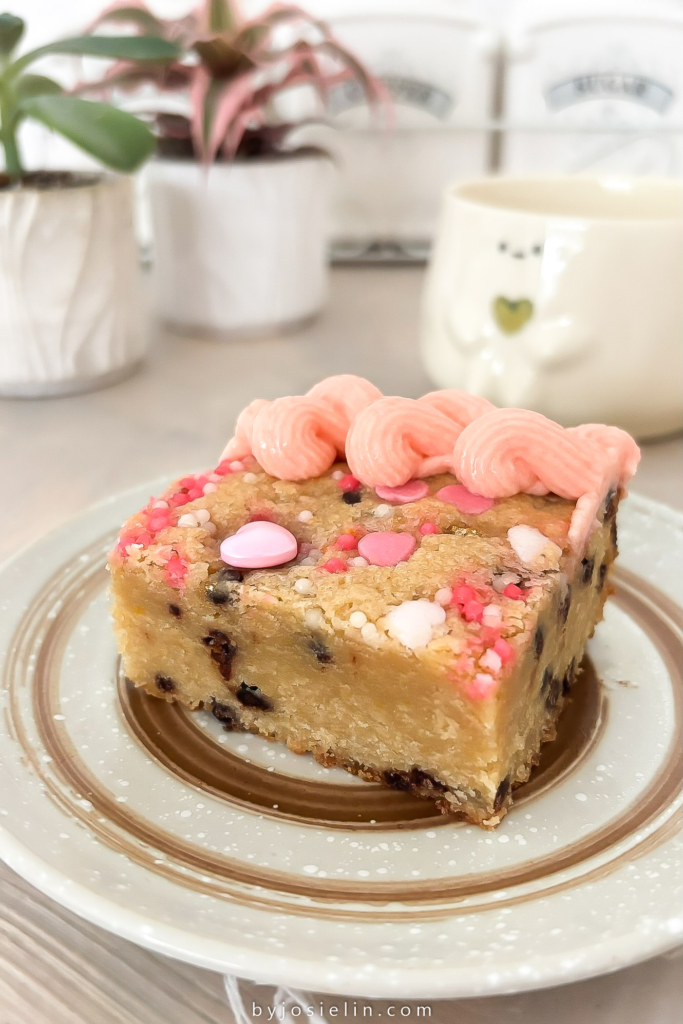 Chocolate Chip Cookie Cake