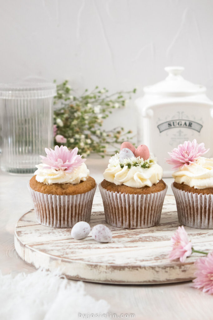 carrot cake cupcakes