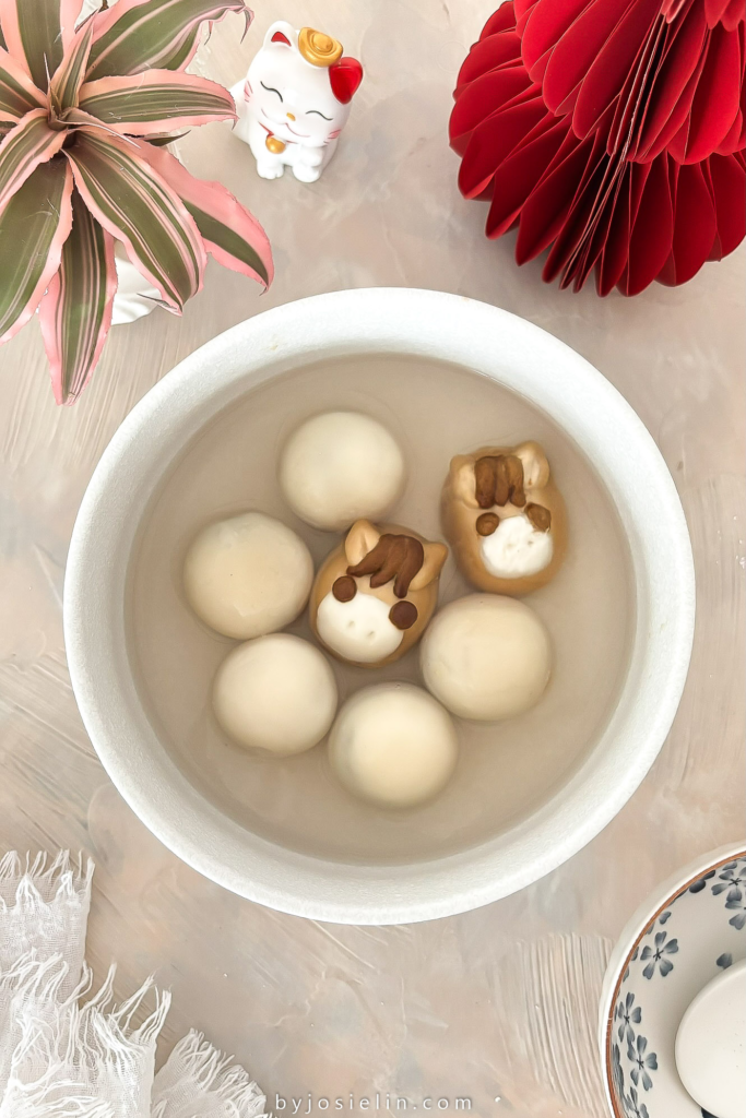 red bean stuffed tang yuan