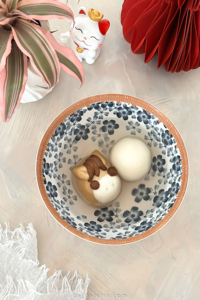 red bean stuffed tang yuan