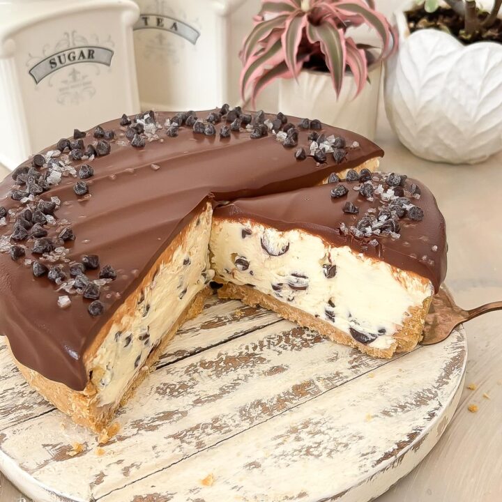 Chocolate Chip Cheesecake