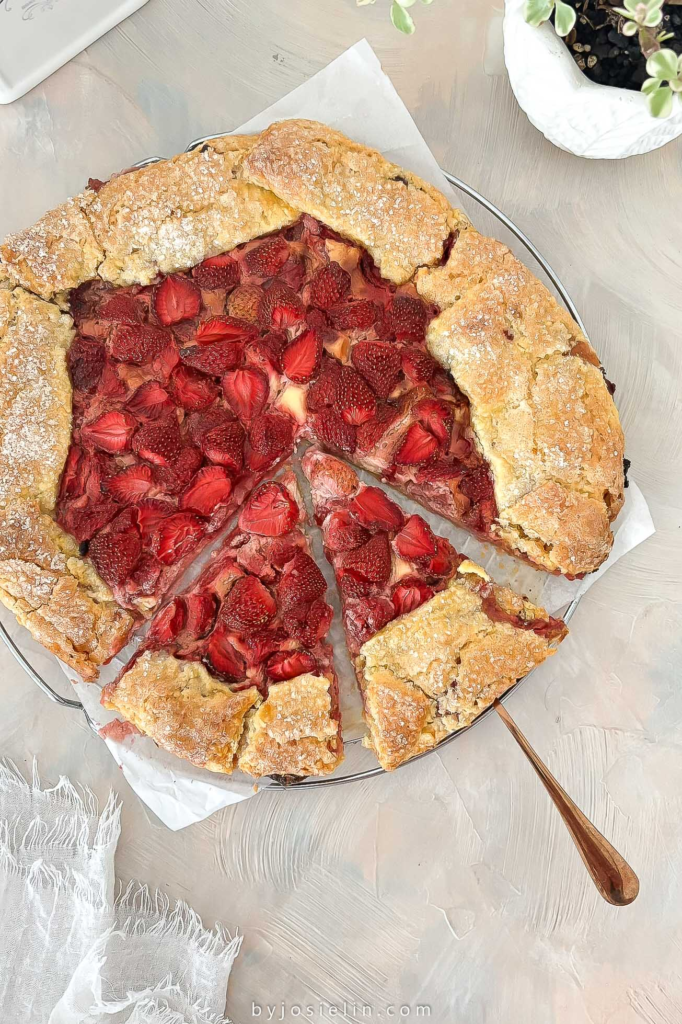 berry cheesecake galette
