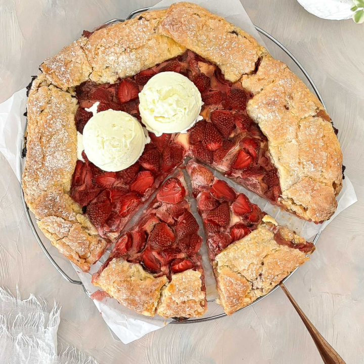 Berry Cheesecake Galette