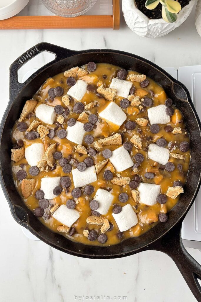 S'mores Cookie Skillet