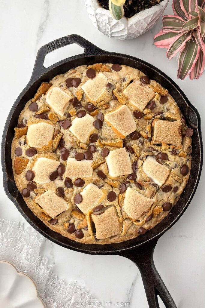 S'mores Cookie Skillet